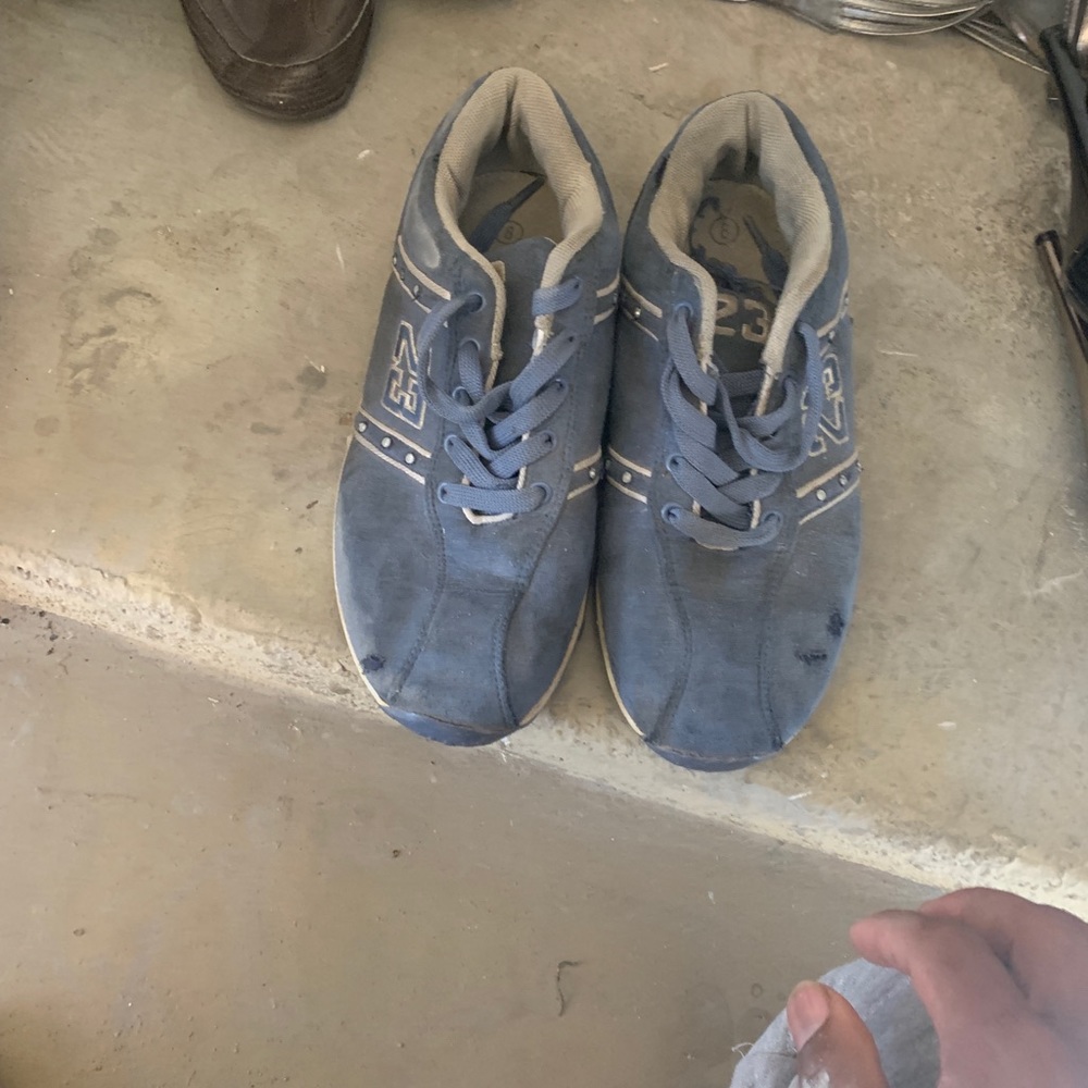 Unisex “23” sneakers